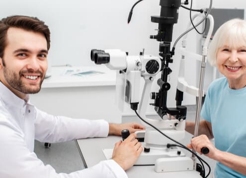 Is Cataract Surgery Painful? Ways To Manage Discomfort 6 is cataract surgery painful melbourne