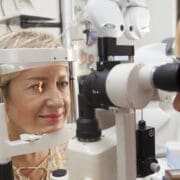 symptoms of macular degeneration melbourne