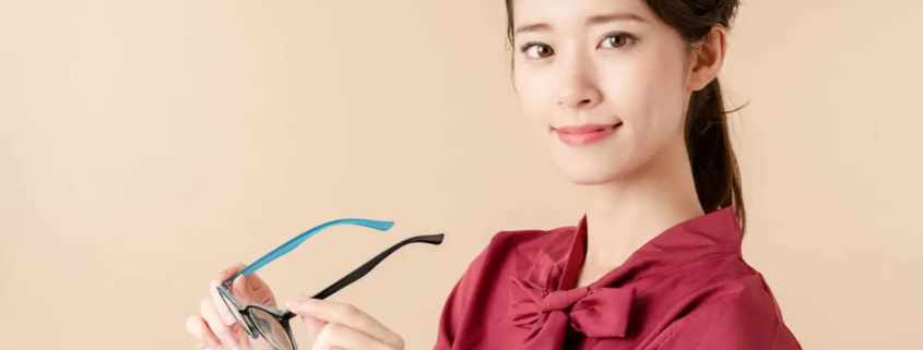 Cataract Vision: Changes, Symptoms, and Treatment Options 1 Cataract Vision